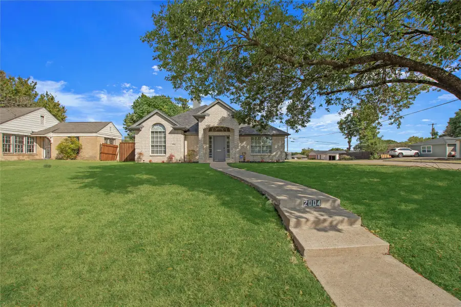 2004 Cedar Crest Boulevard, Dallas, TX 75203 - #2