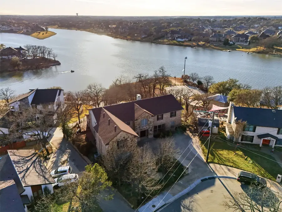 117 Scenic Drive, Highland Village, TX 75077 - #2