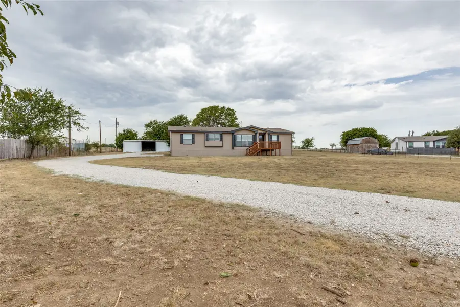 288 Strawberry Lane, Rhome, TX 76078 - #3