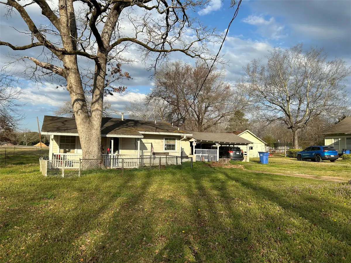 1017 N Spring Street, Grand Saline, TX 75140 - #1