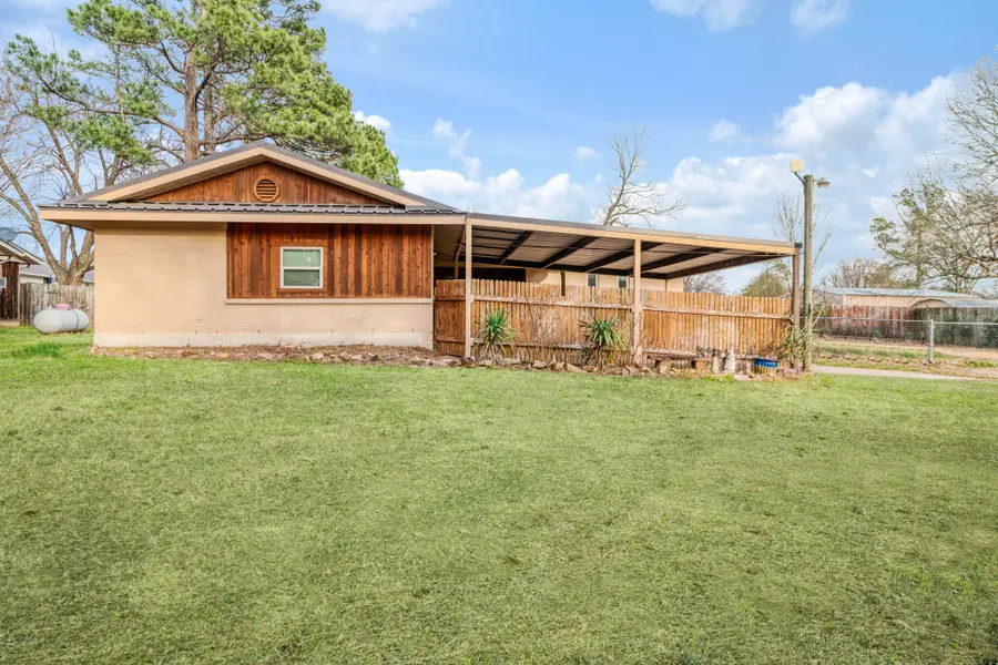 970 Mansfield Road, Reno, TX 75462 - #2