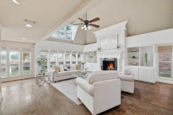 16815 Village Lane, Dallas, TX 75248