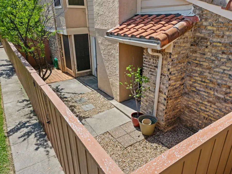 4241 Madera Road #4, Irving, TX 75038 - #2