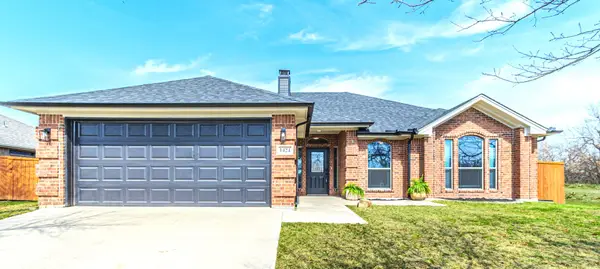 1424 Vine Street, Weatherford, TX 76086