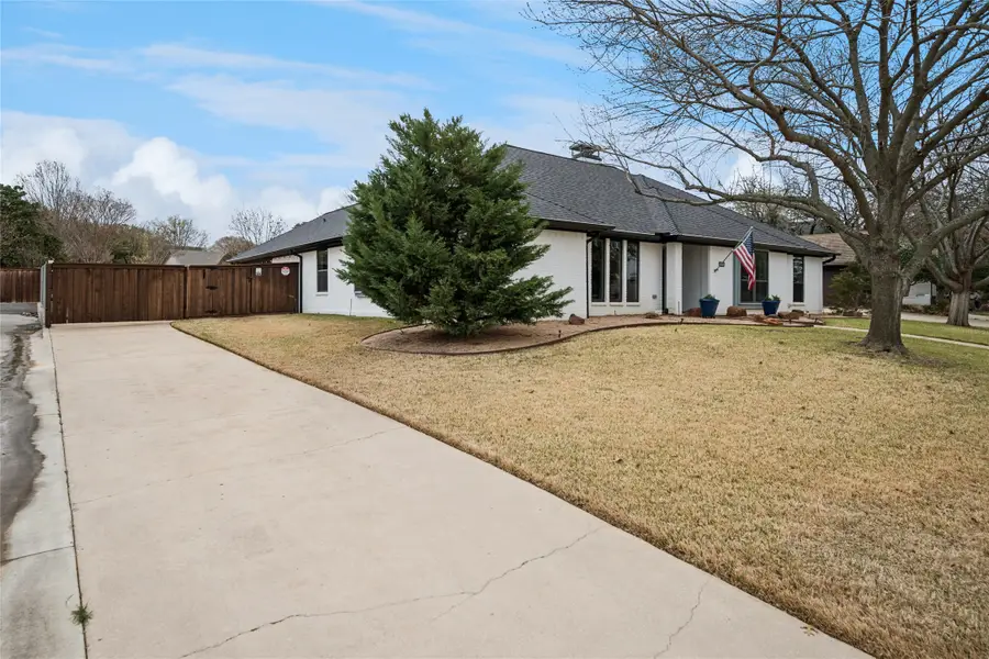 4001 Copperwood Court, Colleyville, TX 76034 - #2