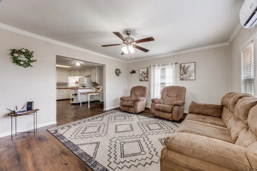 308 N Bois D Arc Street, Savoy, TX 75479 - #2