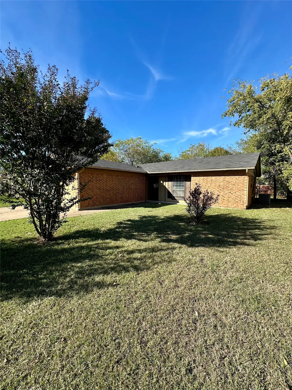 1005 Waverly Drive, Arlington, TX 76015 - #1