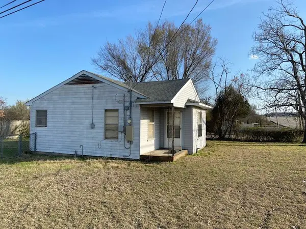 1502 S Beltline Road, Grand Prairie, TX 75051