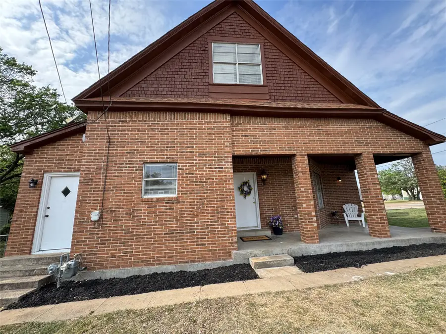 115 Adams, McGregor, TX 76657 - #2