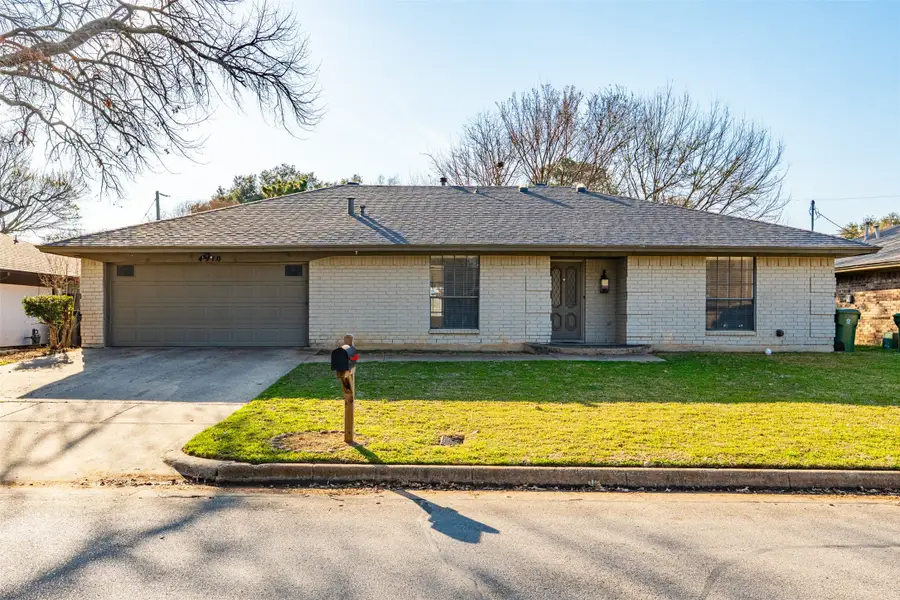 4910 Spring Creek Road, Arlington, TX 76017 - #2