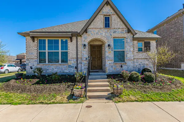 7217 Willow Thorne Drive, Little Elm, TX 76227