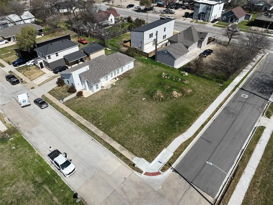 853 E Myrtle Street, Fort Worth, TX 76104 - #3