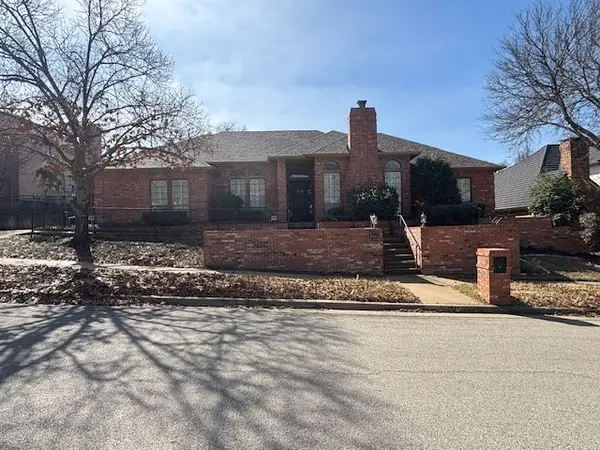 6010 Millwood Drive, Arlington, TX 76016