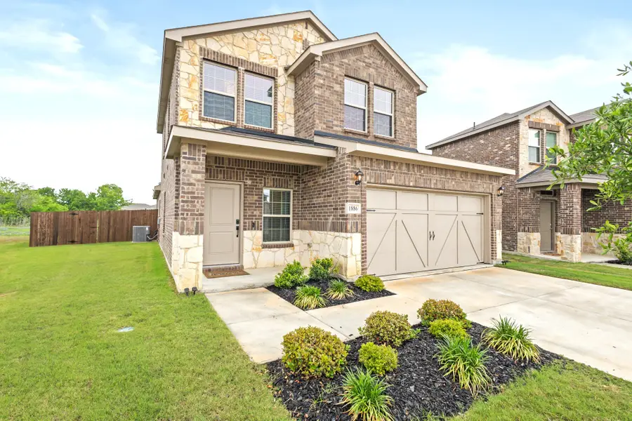 1886 Iron Creek Drive, Crandall, TX 75114 - #2