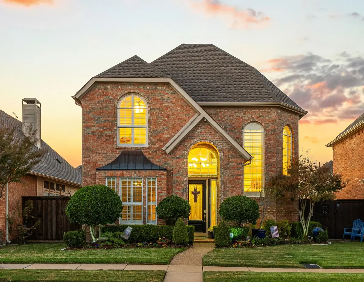 8625 Old Oak Drive, Irving, TX 75063 - #1