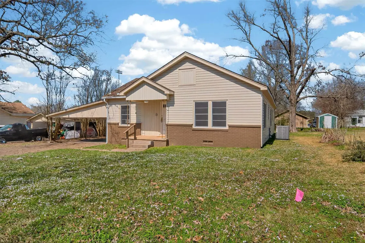 404 Rogers Avenue, Henderson, TX 75654 - #1