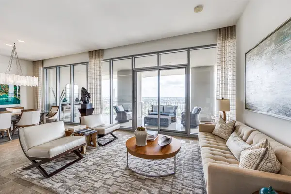 1717 Arts Plaza #1808, Dallas, TX 75201