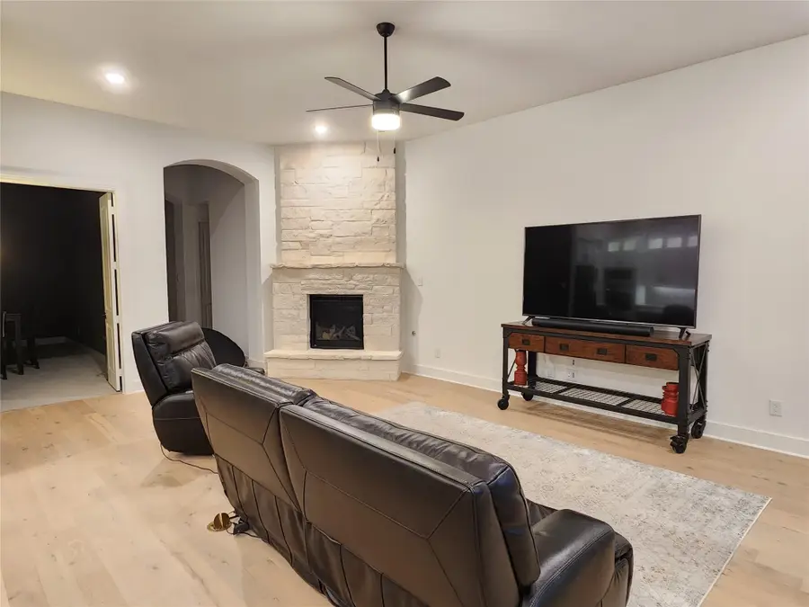 16317 Renault Street, Justin Roanoke, TX 76247 - #3