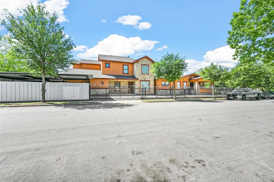 902 S Montclair, Dallas, TX 75208 - #3