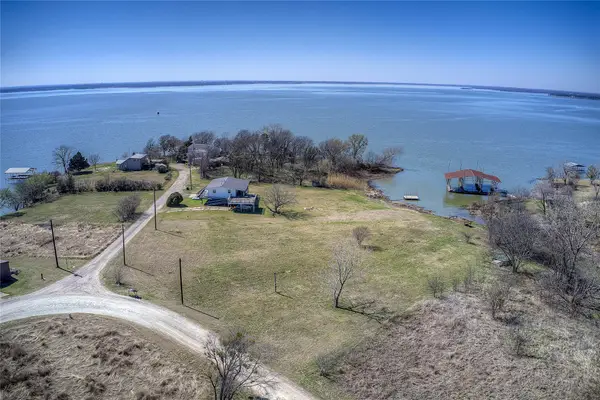 3892 Thunder Point Drive, Lone Oak, TX 75453