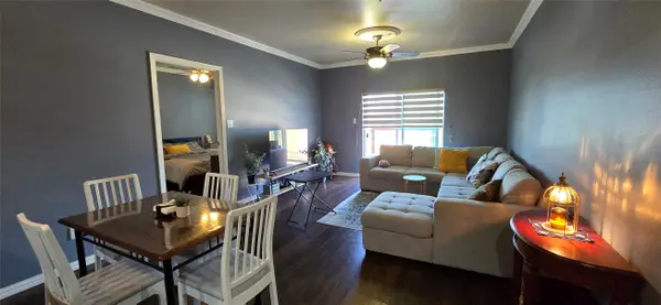 1100 W Trinity Mills Road #2045, Carrollton, TX 75006