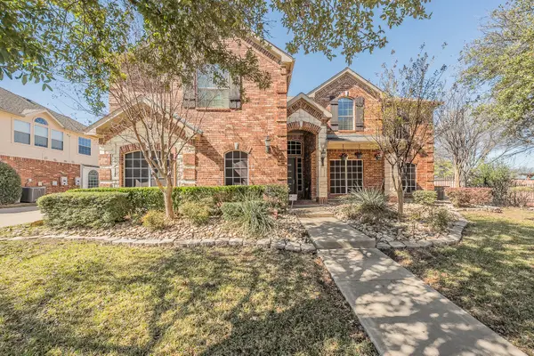 92 Monticello Drive, Mansfield, TX 76063