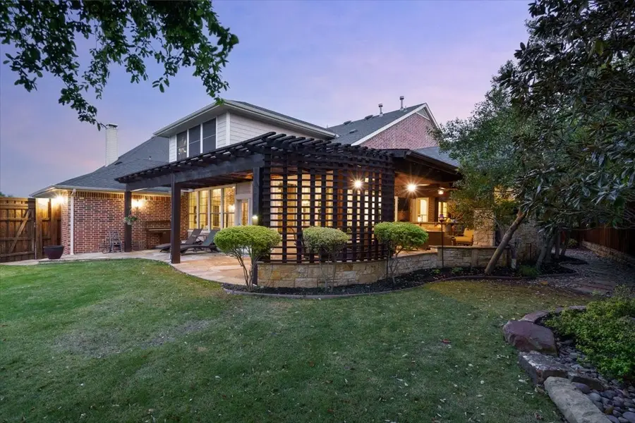 636 Duke Saxony Drive, Lewisville, TX 75056 - #3