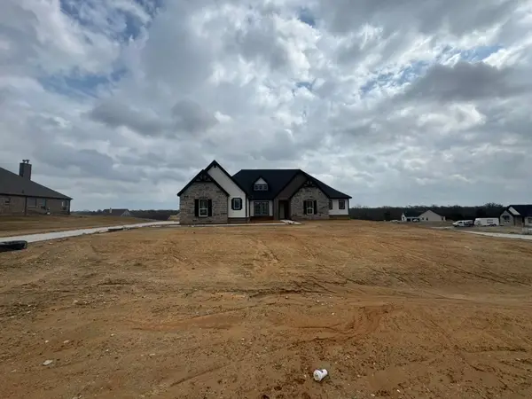 815 Valley Ridge Road, Van Alstyne, TX 75495