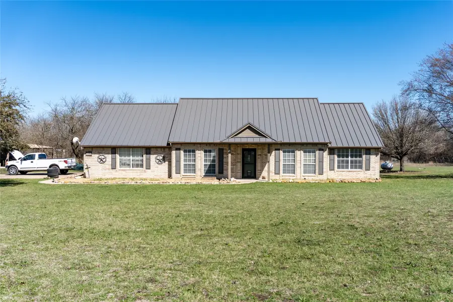 611 Gladness, Rhome, TX 76078 - #2
