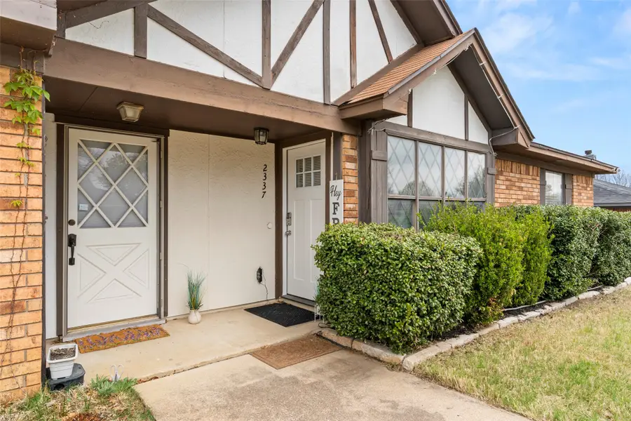 2337 Dalewood Lane, Bedford, TX 76022 - #2