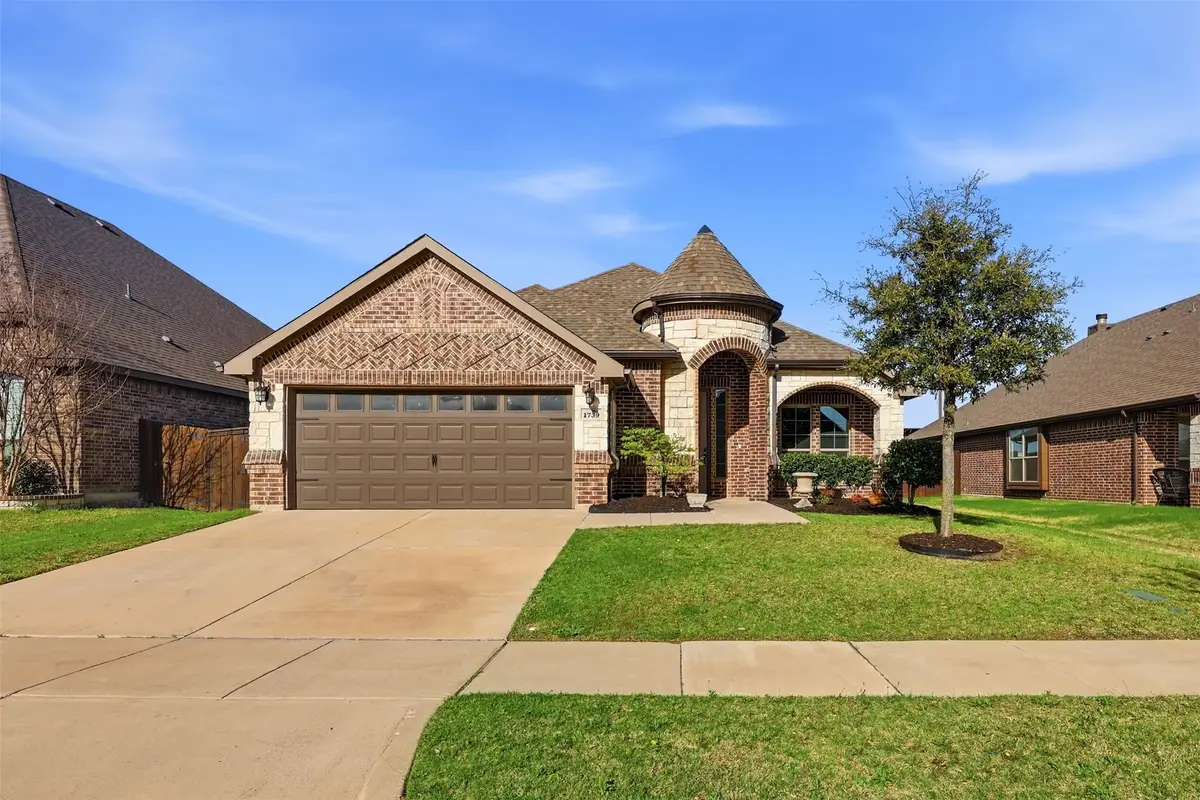 1739 Riviera Drive, Waxahachie, TX 75165 - #1