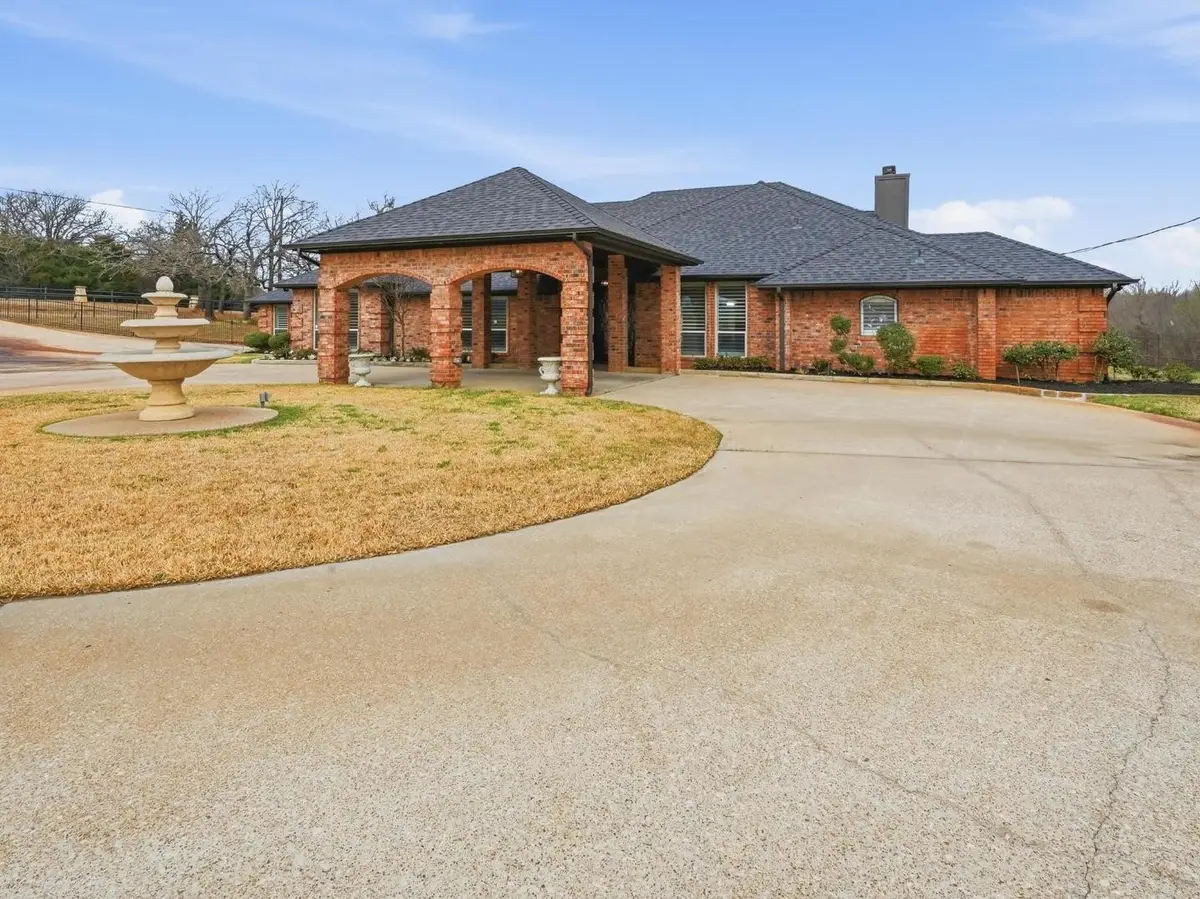 7401 Bent Trail, Mansfield, TX 76063 - #1