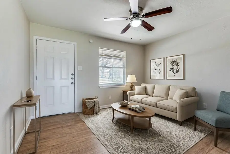 6544 Cinnamon Oaks Drive, Dallas, TX 75241 - #2