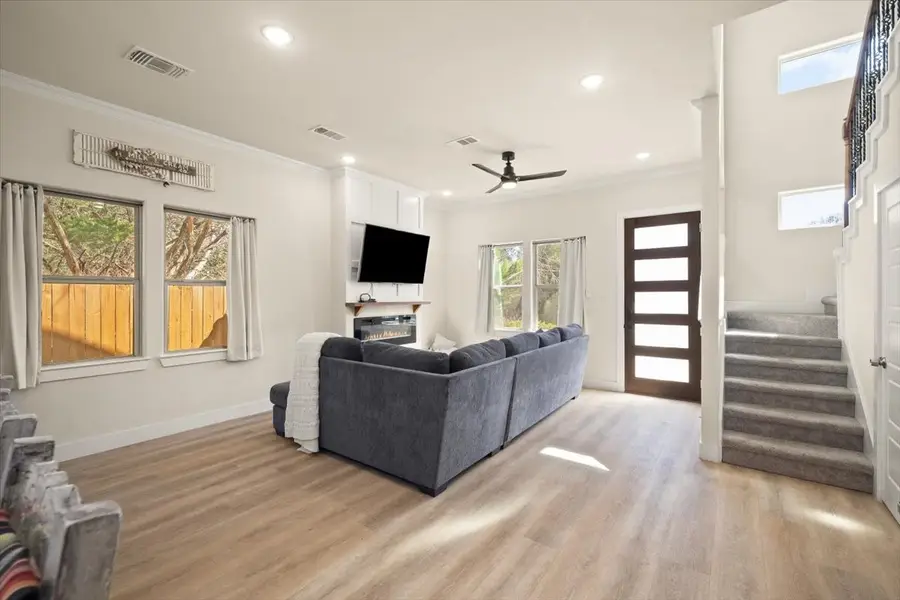 5511 Black Pine Circle, Granbury, TX 76048 - #2