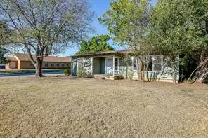201 N Normandale Street, White Settlement, TX 76108 - #2