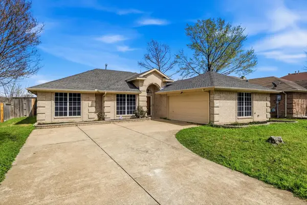 3107 Deerhollow Drive, Mesquite, TX 75181