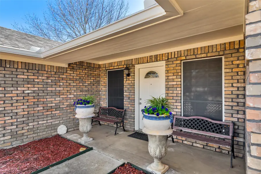 209 Bryant Street, Pottsboro, TX 75076 - #3