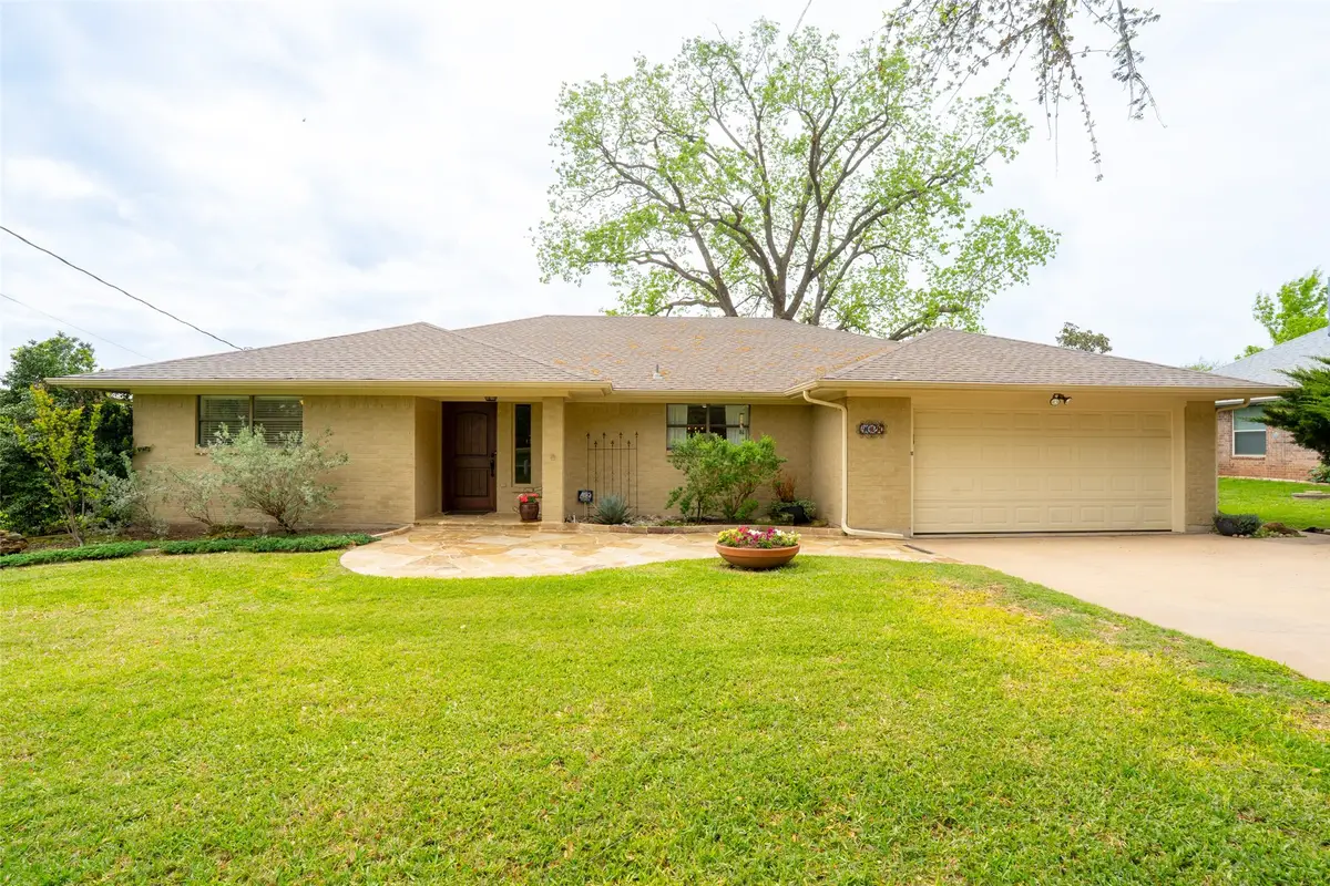 4027 Dakota Trail, Granbury, TX 76048 - #1