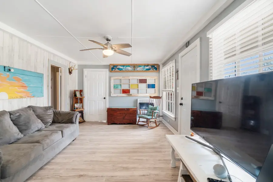 1115 SE 13th Street, Paris, TX 75460 - #2