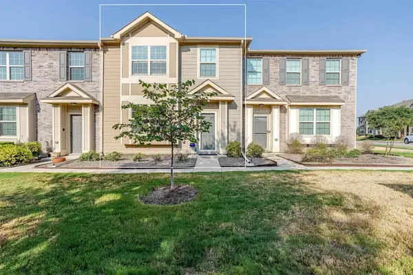 6972 Carrington Lane, Fort Worth, TX 76137
