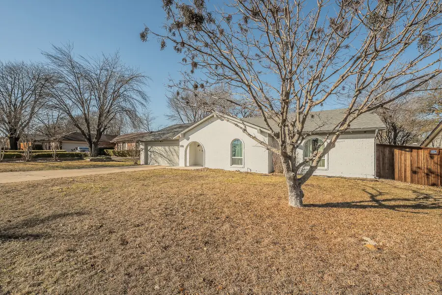 8417 Main Street, North Richland Hills, TX 76182 - #2
