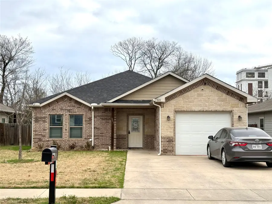 521 S Montgomery Street, Sherman, TX 75090 - #2