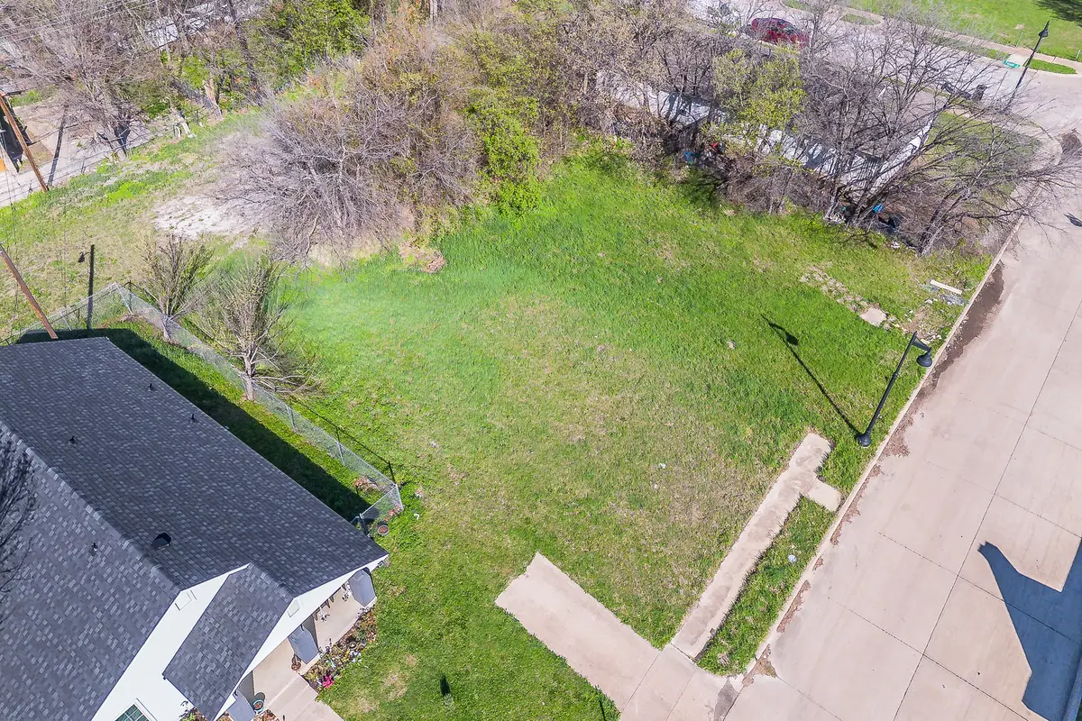 1054 Bransford Street, Fort Worth, TX 76104 - #1