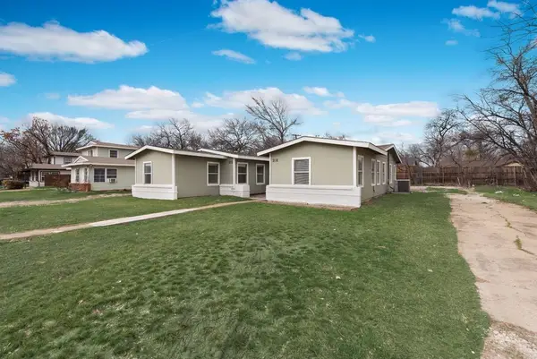 320 Dawson Circle, Grand Prairie, TX 75051