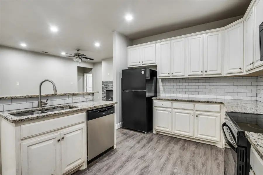 1812 Carrington Drive, Glenn Heights, TX 75154 - #3