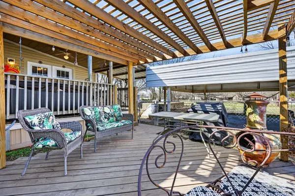 811 SW 21st Street, Mineral Wells, TX 76067