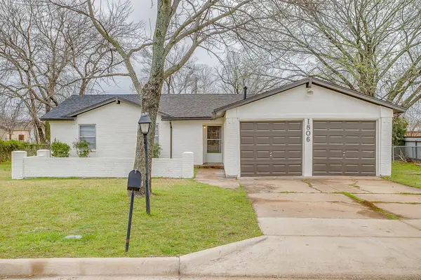 1806 12th Street, Mineral Wells, TX 76067