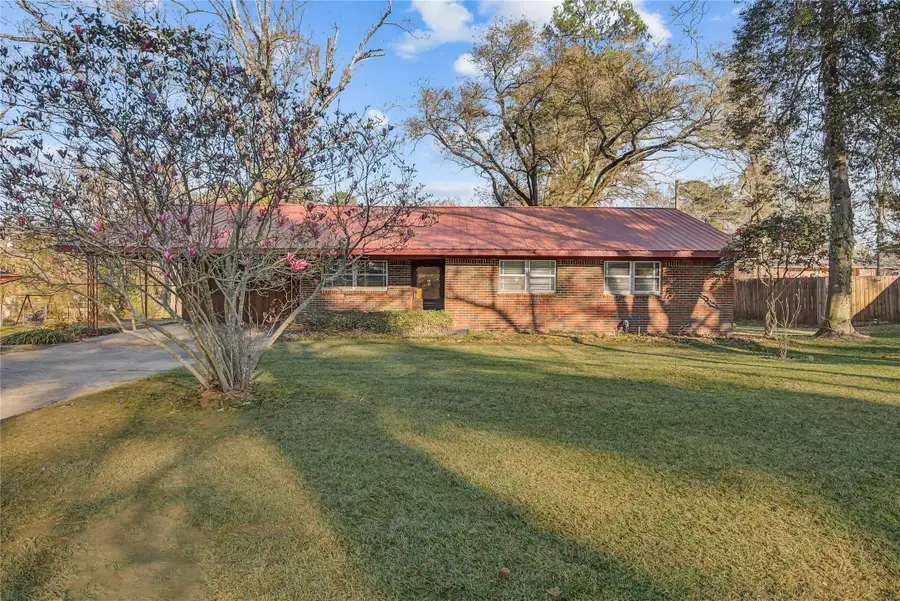 3224 Dearborn Street, Shreveport, LA 71107 - #2