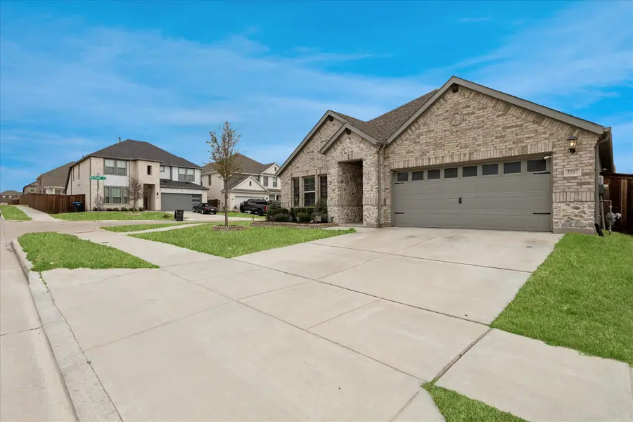 5557 Castle Peak Bend, Fort Worth, TX 76126 - #3
