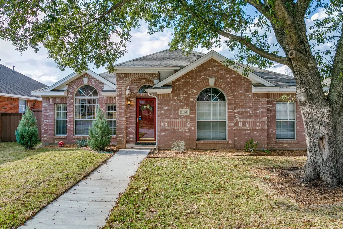 1051 Summit Park, Lewisville, TX 75077 - #1